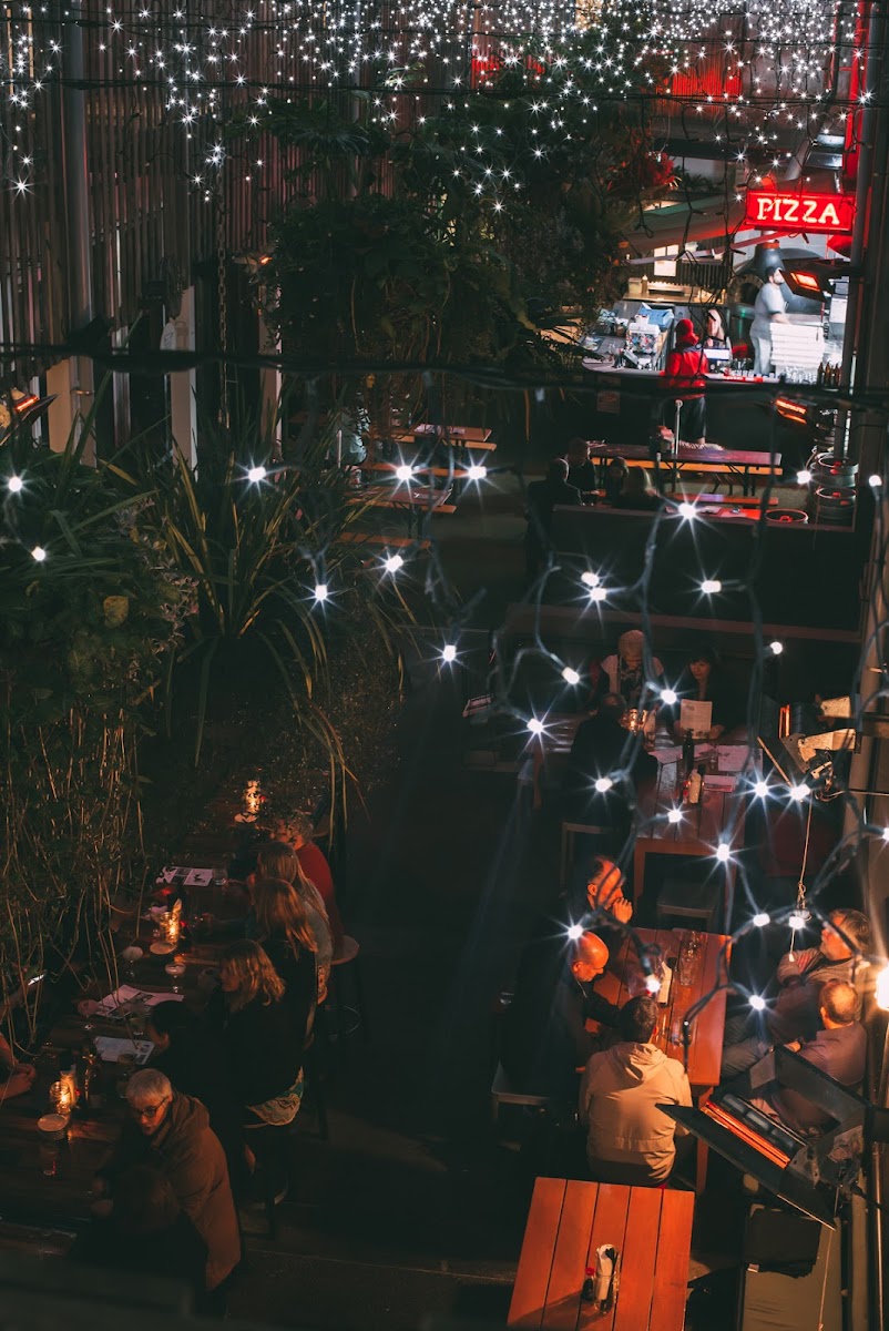Snug Lounge